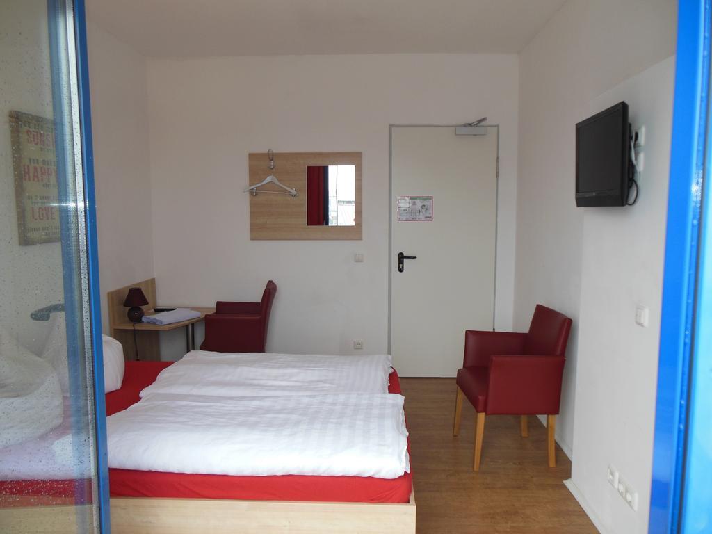 Lut10Her Sky-Fly Hotell Leipzig Rom bilde